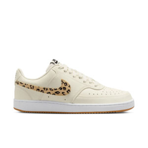 varwwwhtmlwww.agorashop.comwp-contentuploads202604AG00030658-01-NIKE-Tenis-Beige.jpg