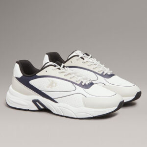 varwwwhtmlwww.agorashop.comwp-contentuploads202604AG00031526-01-CALVIN_KLEIN-Tenis-Blanco.jpg