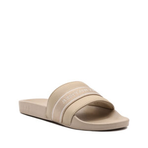 varwwwhtmlwww.agorashop.comwp-contentuploads202604AG00031572-01-TOMMY_HILFIGER-Sandalias-Beige.jpg