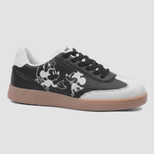 varwwwhtmlwww.agorashop.comwp-contentuploads202608AG00031000-01-DISNEY-Tenis-Negro.jpg