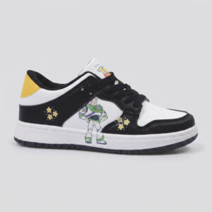 varwwwhtmlwww.agorashop.comwp-contentuploads202608AG00031014-01-DISNEY-Tenis-Multicolor.jpg